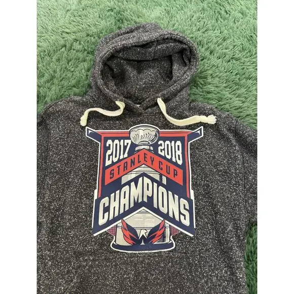 Washington Capitals 2017-2018 Stanley Cup Champions Hoodie Sweatshirt Size S - Picture 2 of 7